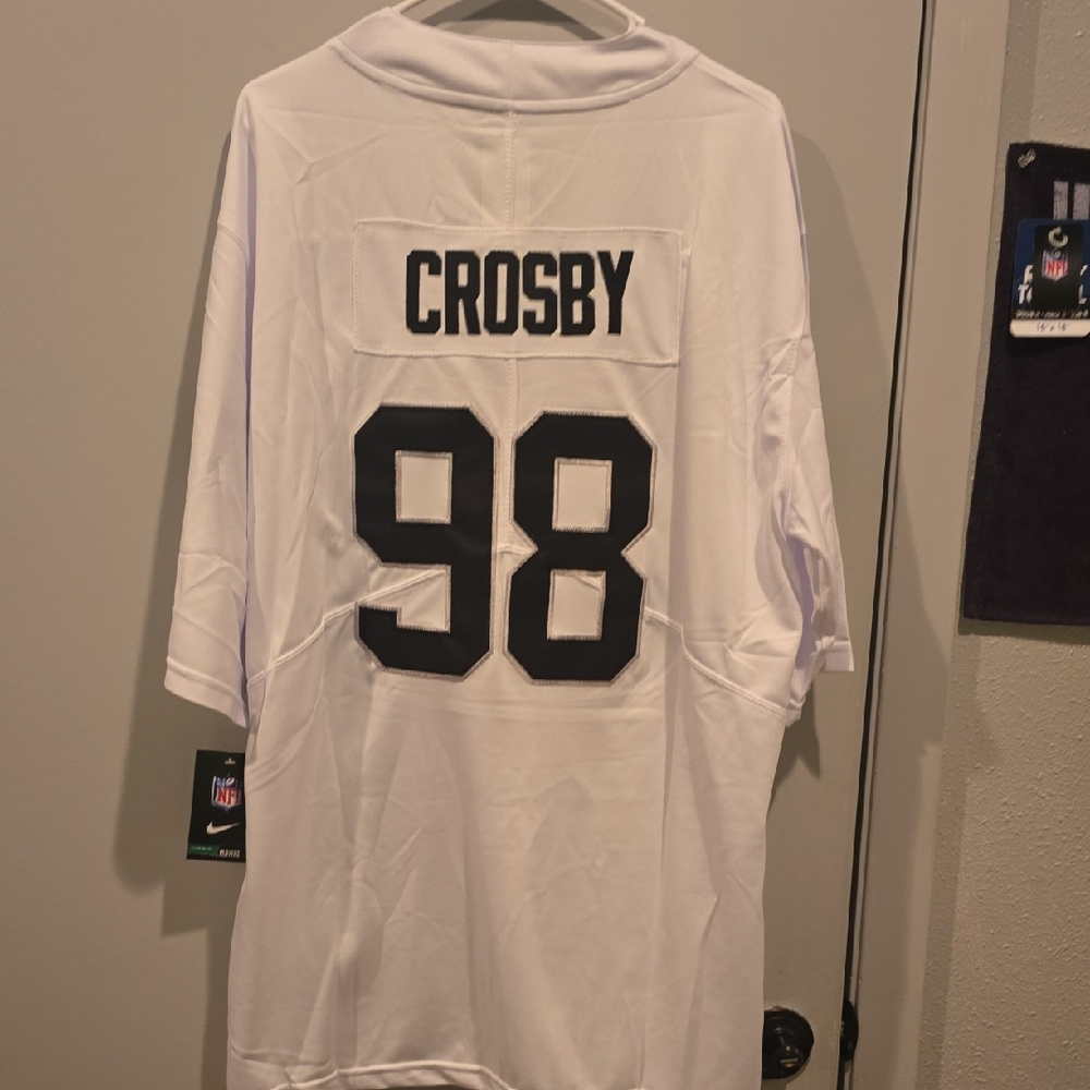 Max Crosby Jersey XL